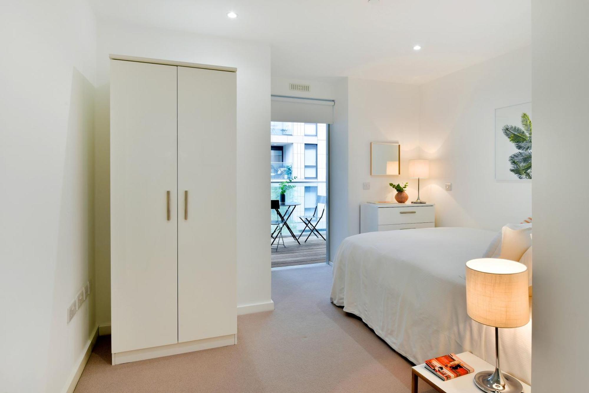 Madison Hill - Clapham South 1 - Two Bedroom Flat London Eksteriør billede